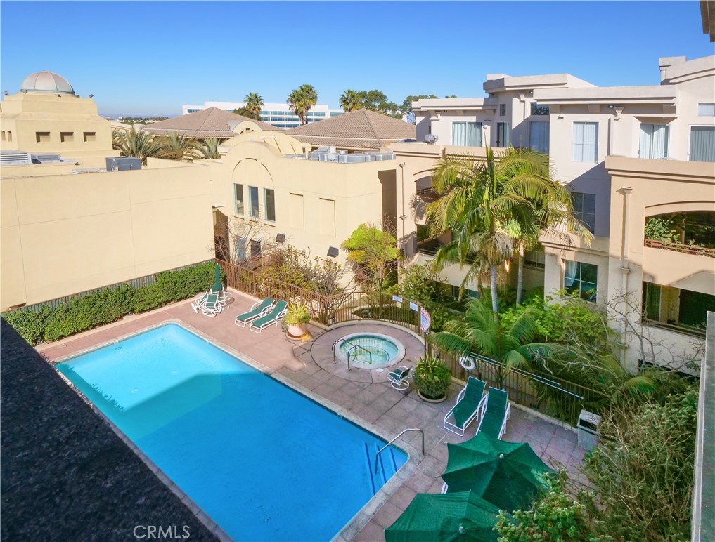 1281 Cabrillo Avenue 204