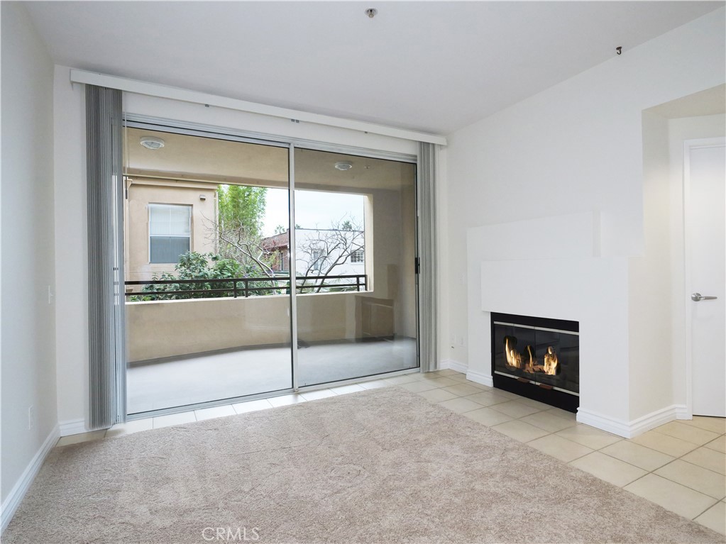 1281 Cabrillo Avenue 204