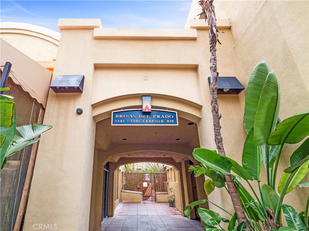 1281 Cabrillo Avenue 204