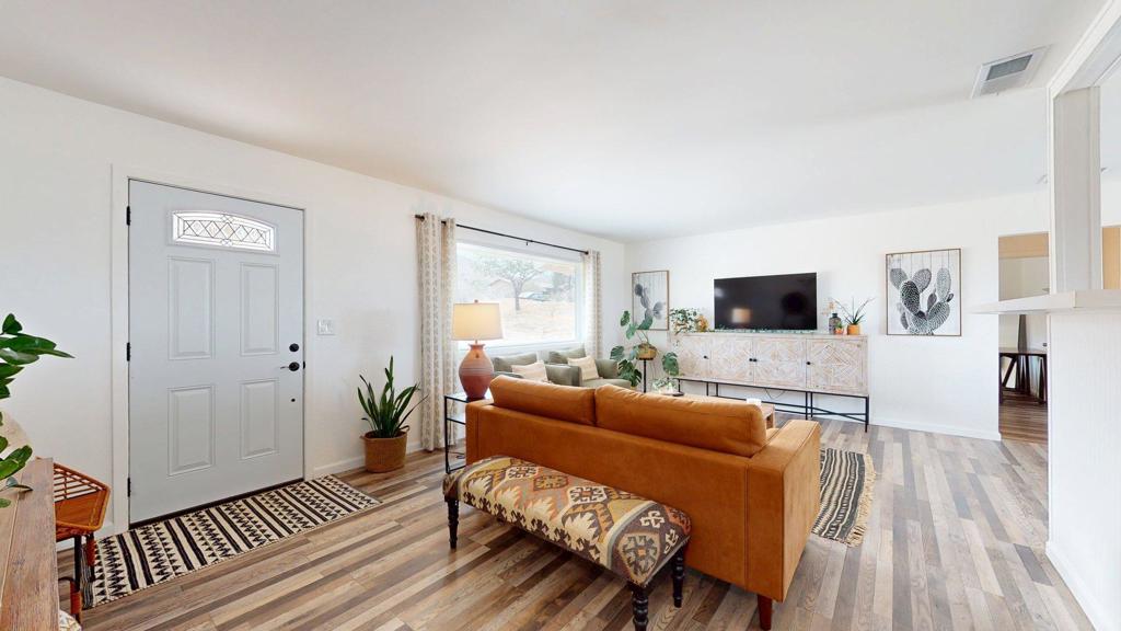 60644 Latham Trail