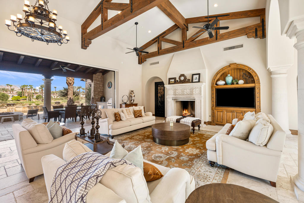 The Hideaway - Residential