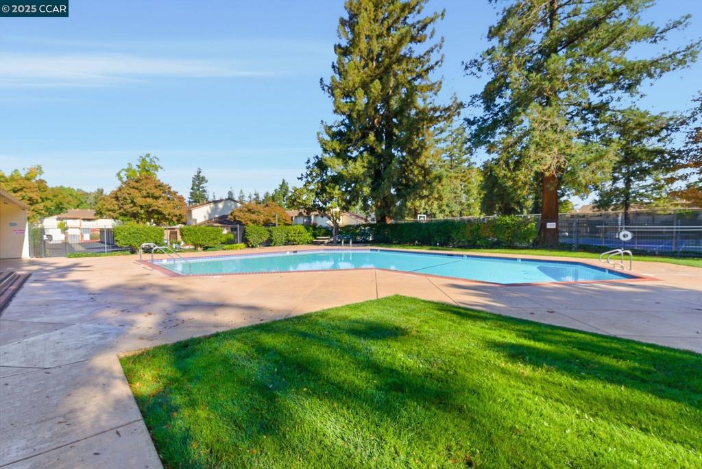 SUNSET PARK - Residential