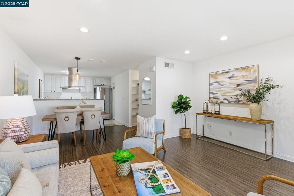 SUNSET PARK - Residential