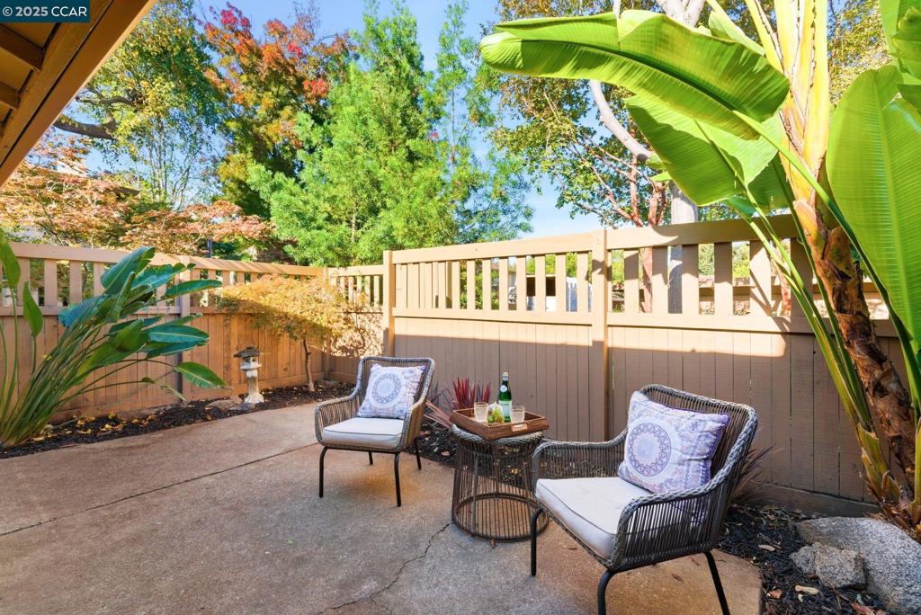 SUNSET PARK - Residential