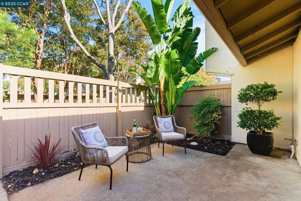 SUNSET PARK - Residential