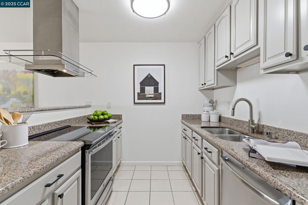 SUNSET PARK - Residential