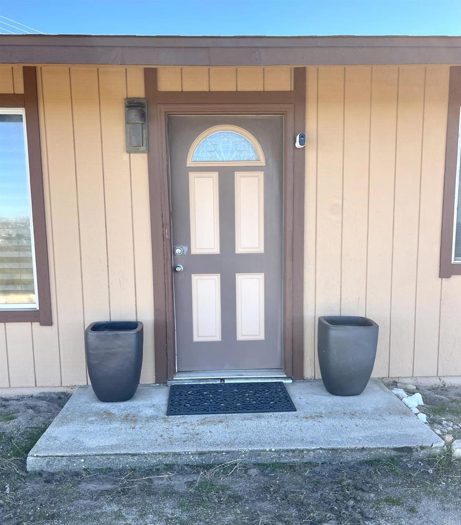 1902 Tierra Del Sol Road