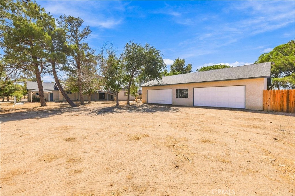 8327 W Avenue I