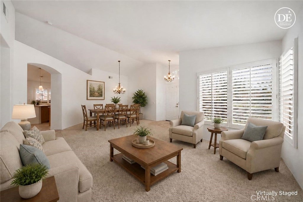 23904 VIA PAMILLA