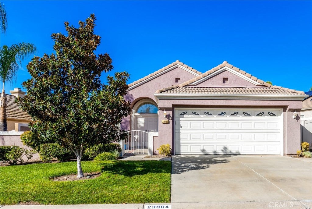 23904 VIA PAMILLA