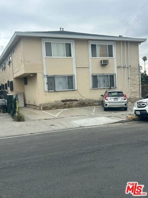 Photo of 1028 N Ardmore Avenue #C, Los Angeles, CA 90029 (MLS # 26838857)