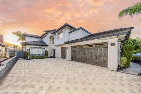 30208 White Wake Canyon Lake CA 92587