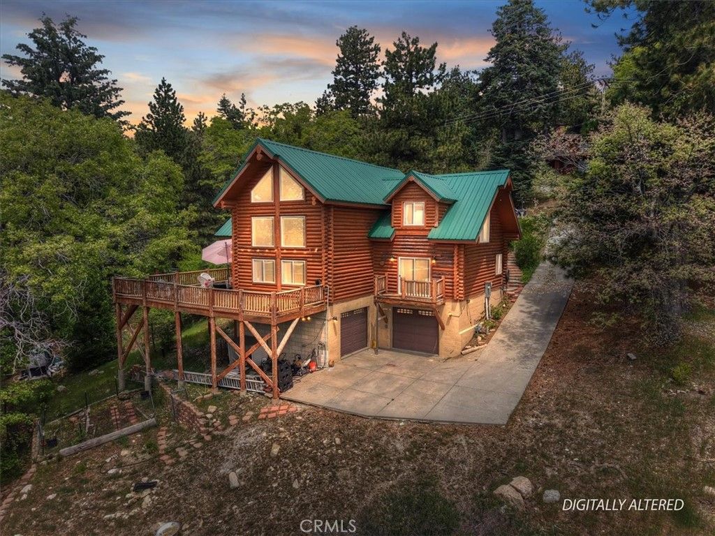 Photo of 2489 Spring Oak Dr, Running Springs, CA 92382 (MLS # IG26083837)