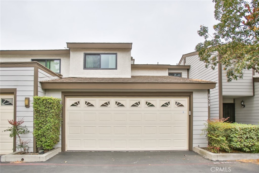 8458 Evergreen