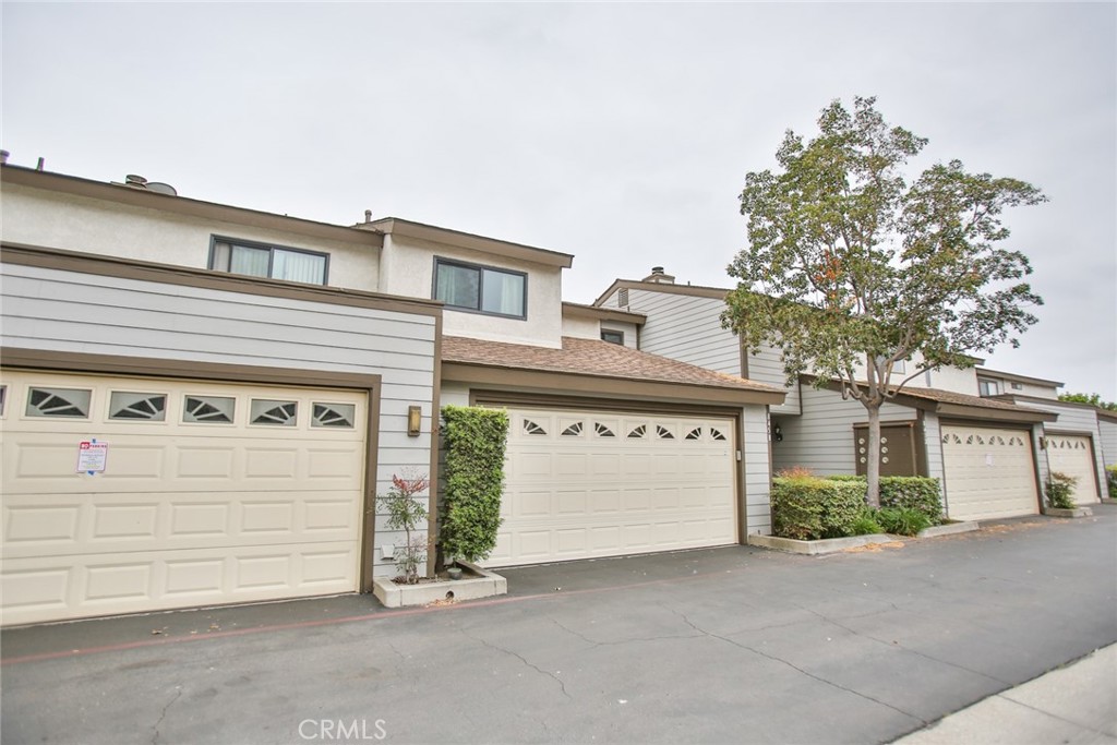 8458 Evergreen