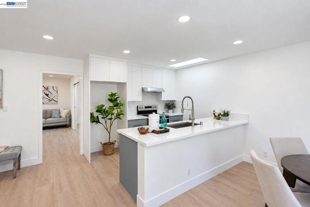 38288 Paseo Padre Pkwy