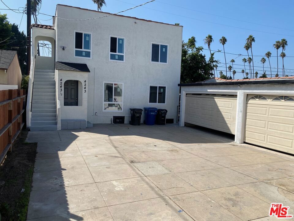4241 Arlington Avenue