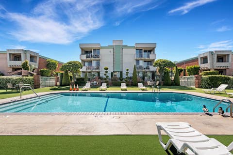 Photo of 5301 Balboa Boulevard, Encino, CA 91316 (MLS # SR26144044)