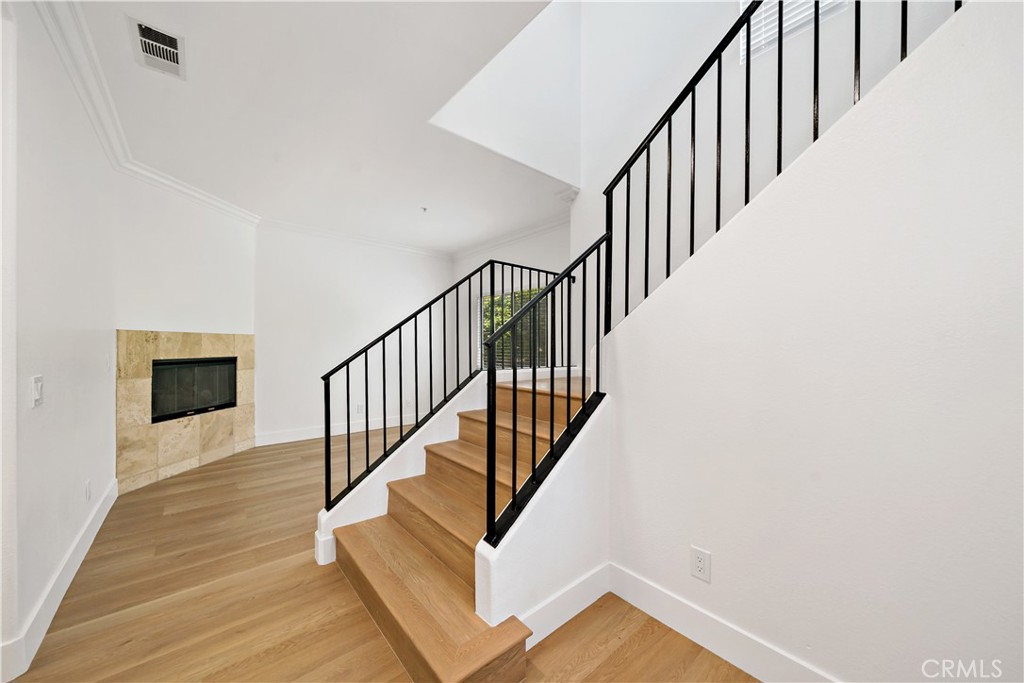 26313 Arboretum Way 201