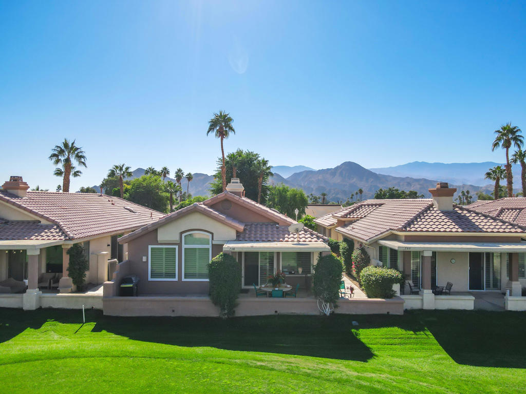 Oasis Country Club - Residential