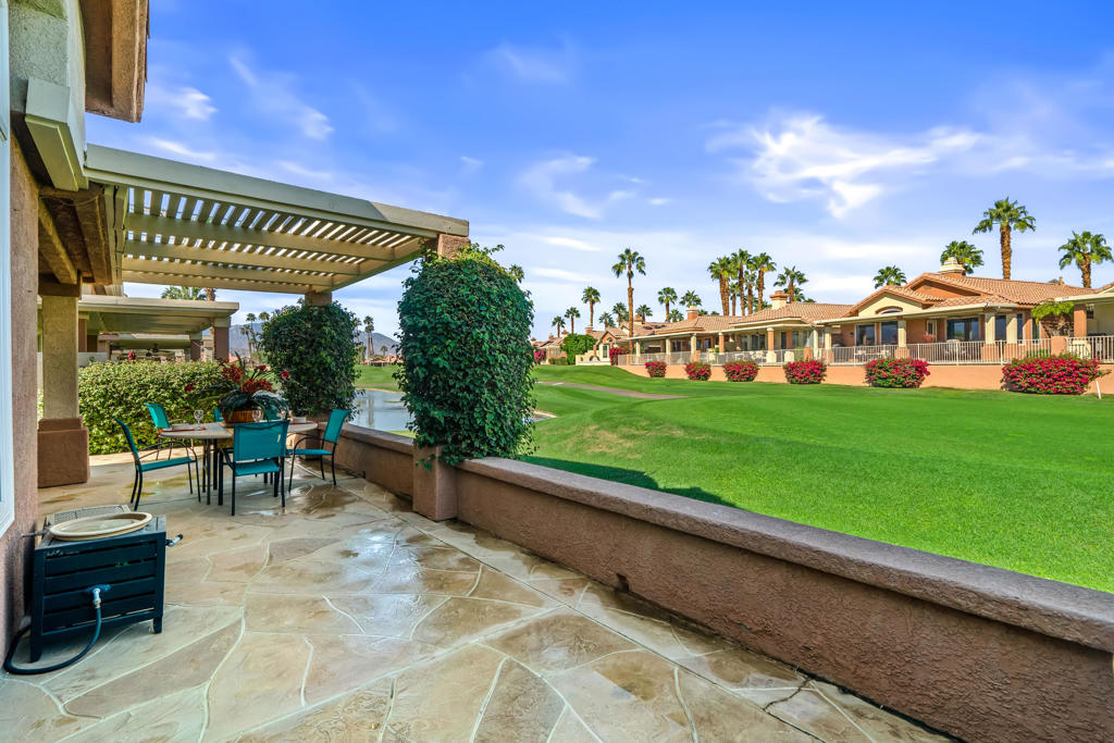 Oasis Country Club - Residential