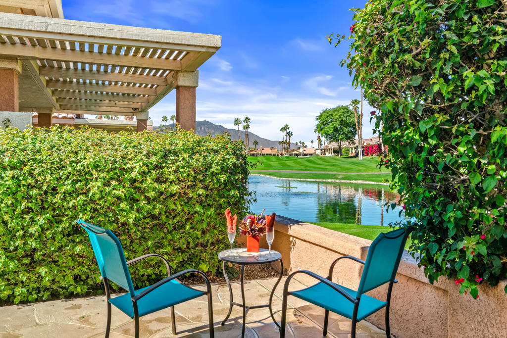 Oasis Country Club - Residential