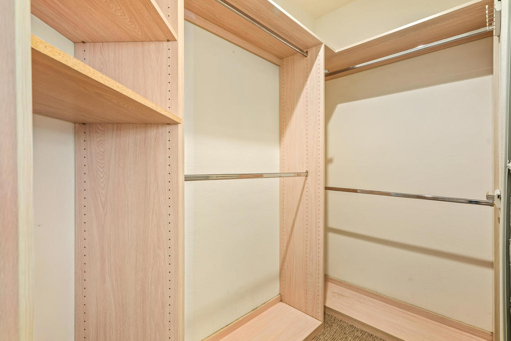 Oasis Country Club - Residential