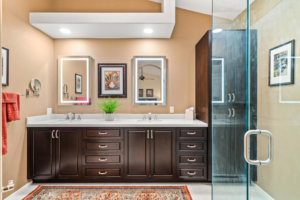 Oasis Country Club - Residential