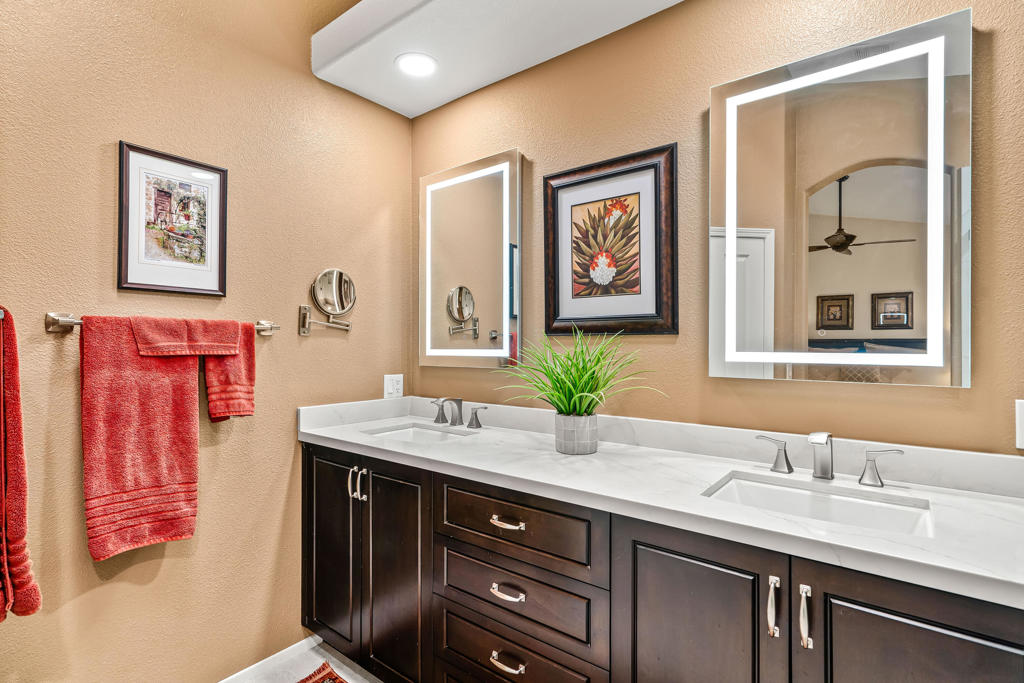 Oasis Country Club - Residential