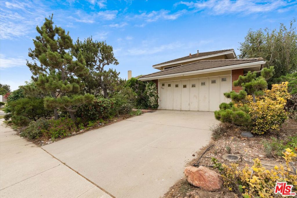 2243 Newquist Court