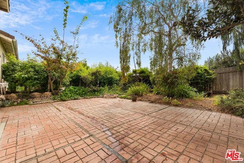 Tiny photo for 2243 Newquist Court, Camarillo, CA 93010 (MLS # 26870013)