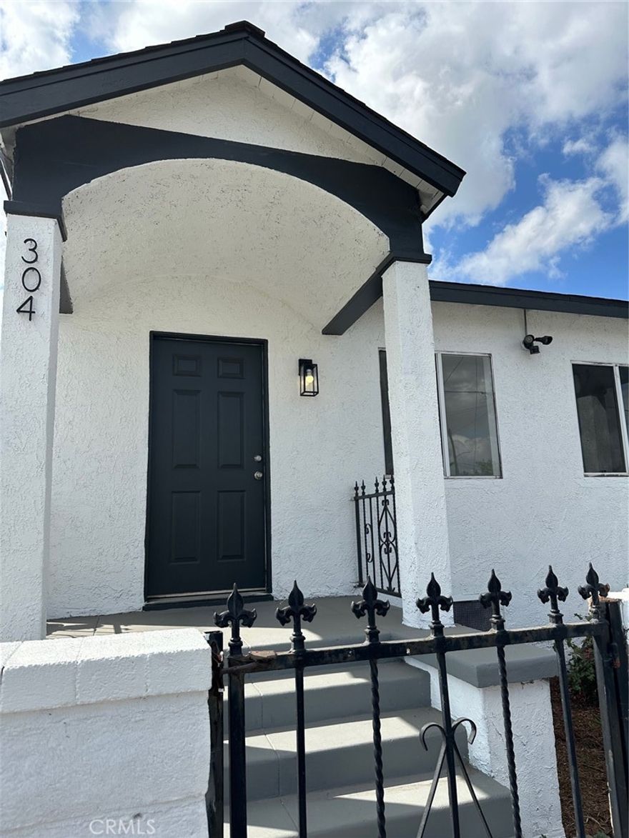 Beautifully remodeled 2 bedroom 1bath property. This is 1 unit from a duplex. Property has new floors, new paint, new kitchen cabinets, new fans throughout the house, new bathroom fixtures, etc. This unit also has access to a washer and dryer on site. This property also comes with 1 parking spot and a backyard for entertaining. Look no more - this property is ready to be your HOME!