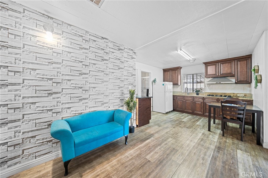 1441 Paso Real Avenue 271