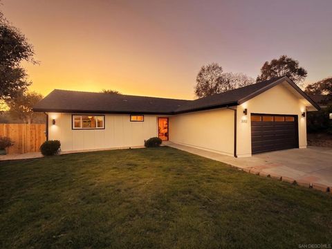 Photo of 3002 Courser Ave, San Diego, CA 92117 (MLS # 260009678SD)