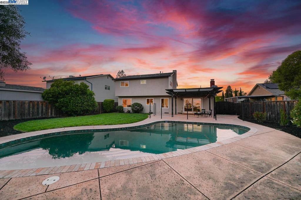 7149 Valley Trails Dr
