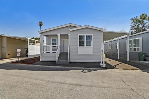 Photo of 195 Blossom Hill Road, San Jose, CA 95123 (MLS # ML82041124)