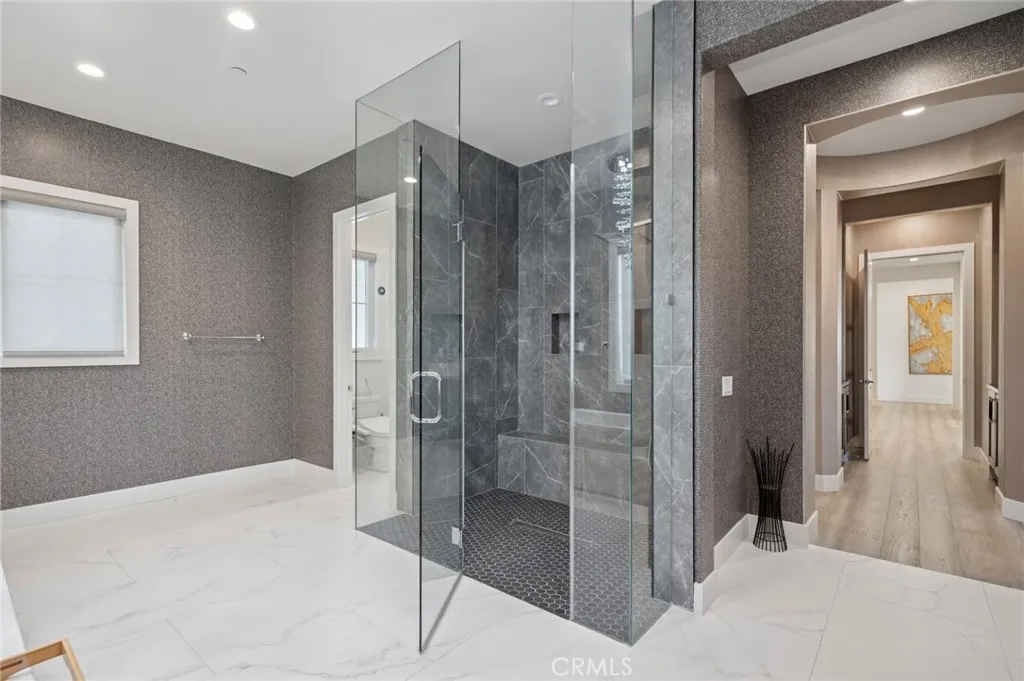 Irvine, California 92618, United States, 5 Bedrooms Bedrooms, ,6 BathroomsBathrooms,Residential,Active,165260