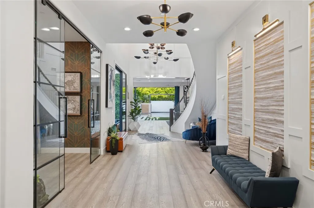 Irvine, California 92618, United States, 5 Bedrooms Bedrooms, ,6 BathroomsBathrooms,Residential,Active,165260