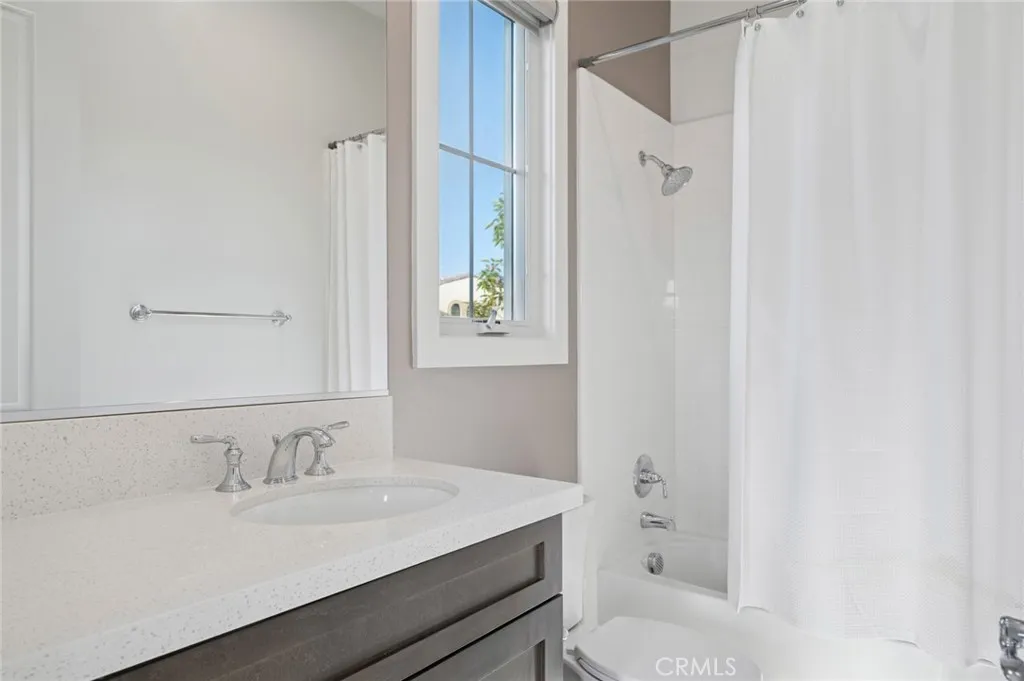 Irvine, California 92618, United States, 5 Bedrooms Bedrooms, ,6 BathroomsBathrooms,Residential,Active,165260