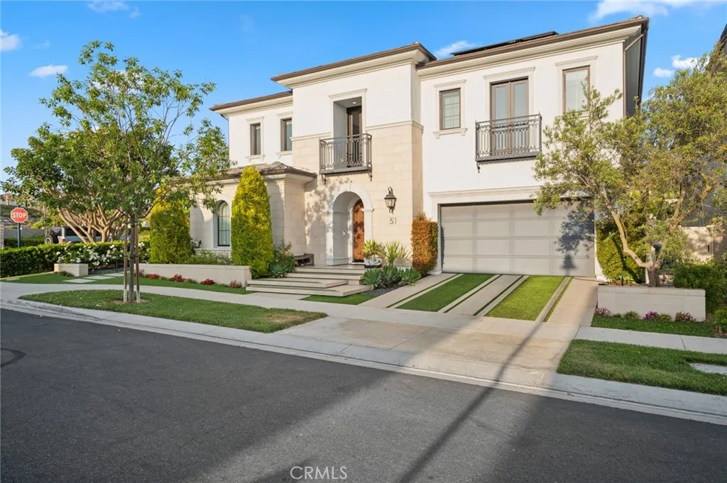 Irvine, California 92618, United States, 5 Bedrooms Bedrooms, ,6 BathroomsBathrooms,Residential,Active,165260
