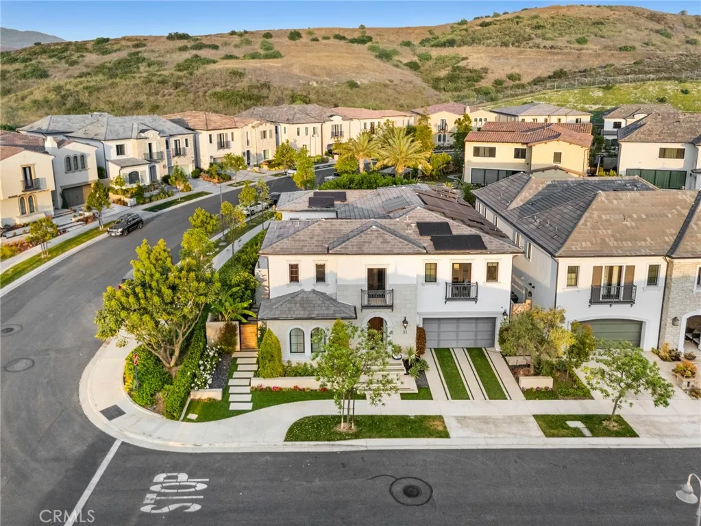 Irvine, California 92618, United States, 5 Bedrooms Bedrooms, ,6 BathroomsBathrooms,Residential,Active,165260