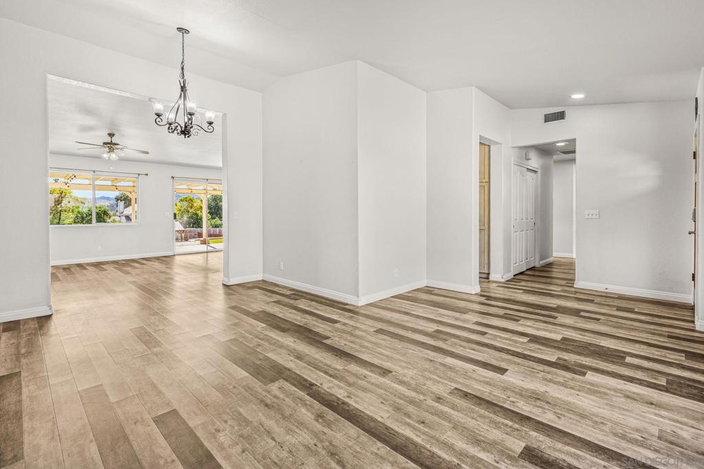 Ramona - Residential