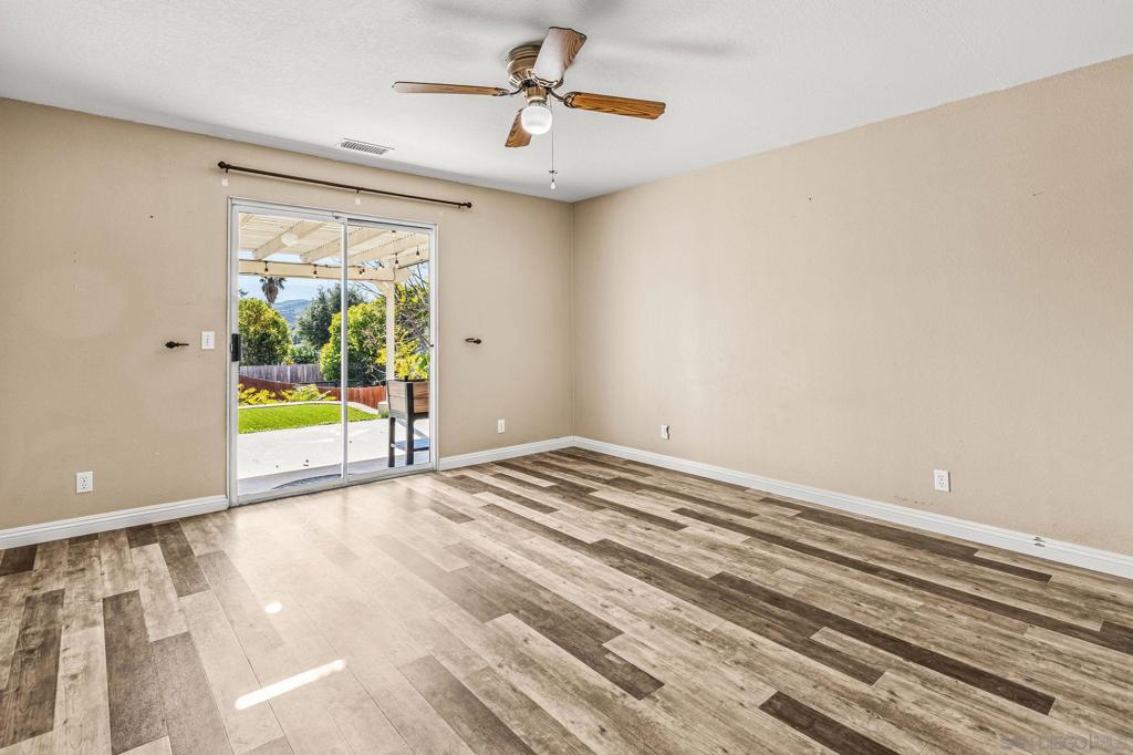 Ramona - Residential