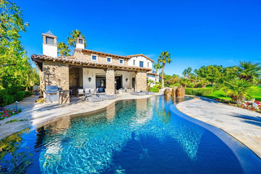 The Hideaway - Residential