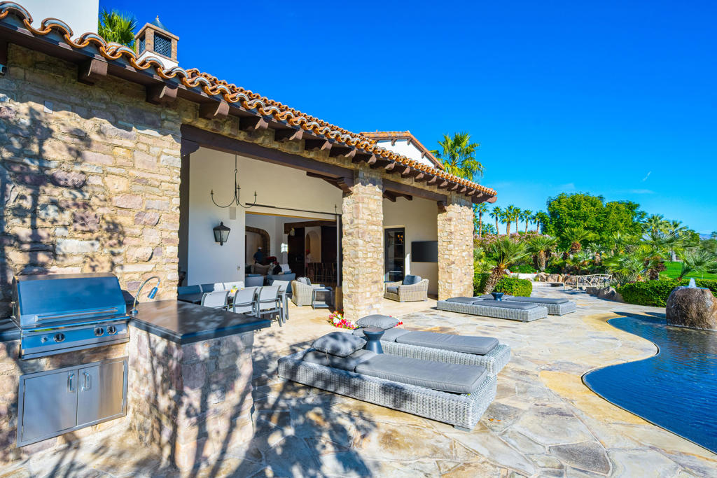 The Hideaway - Residential