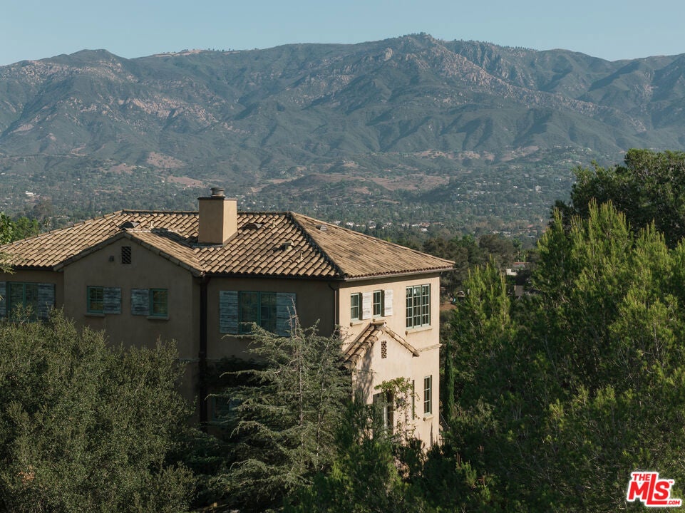 1490 La Cima Road