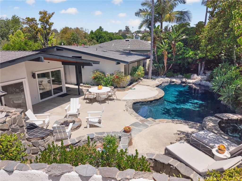 13132 Barrett Hill Circle