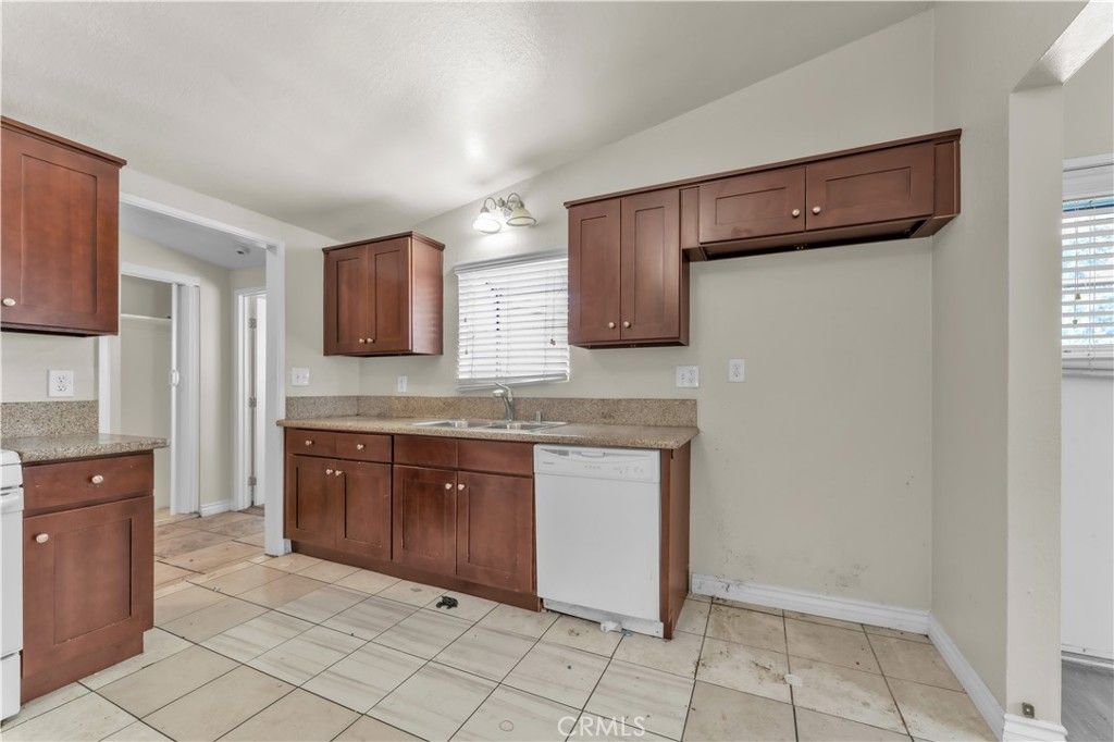 Photo of 20020 Alburtis Avenue, Lakewood, CA 90715 (MLS # OC26044547)