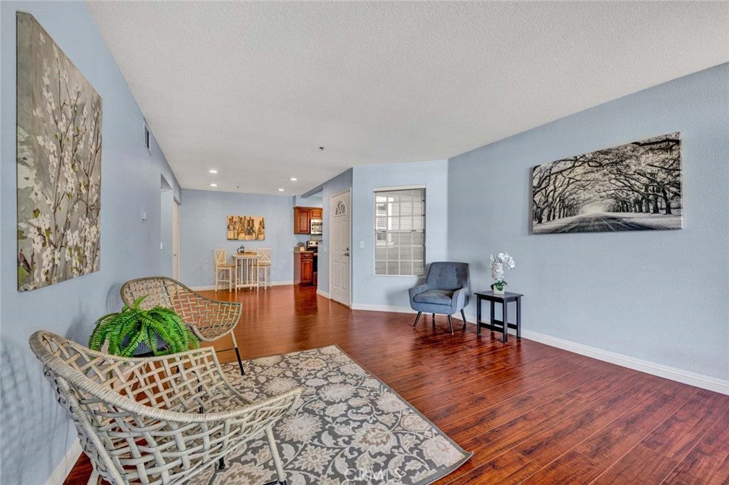 3500 S Greenville G15