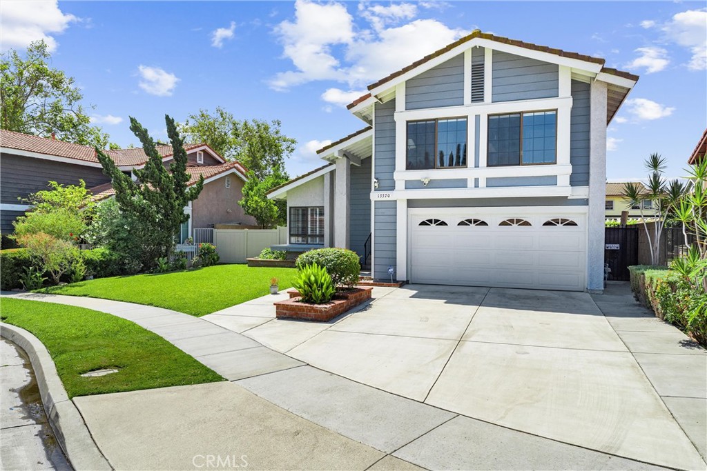 13370 Holly Oak Circle
